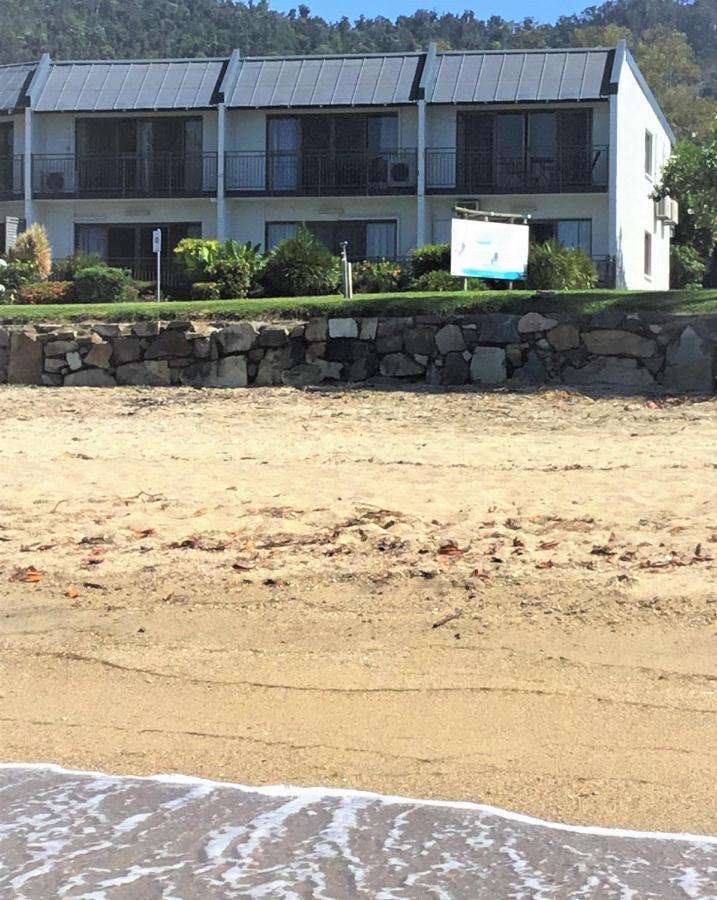 Whitsunday Waterfront Apartments Airlie Beach Zewnętrze zdjęcie