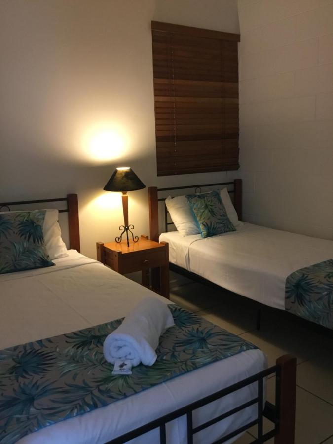 Whitsunday Waterfront Apartments Airlie Beach Zewnętrze zdjęcie