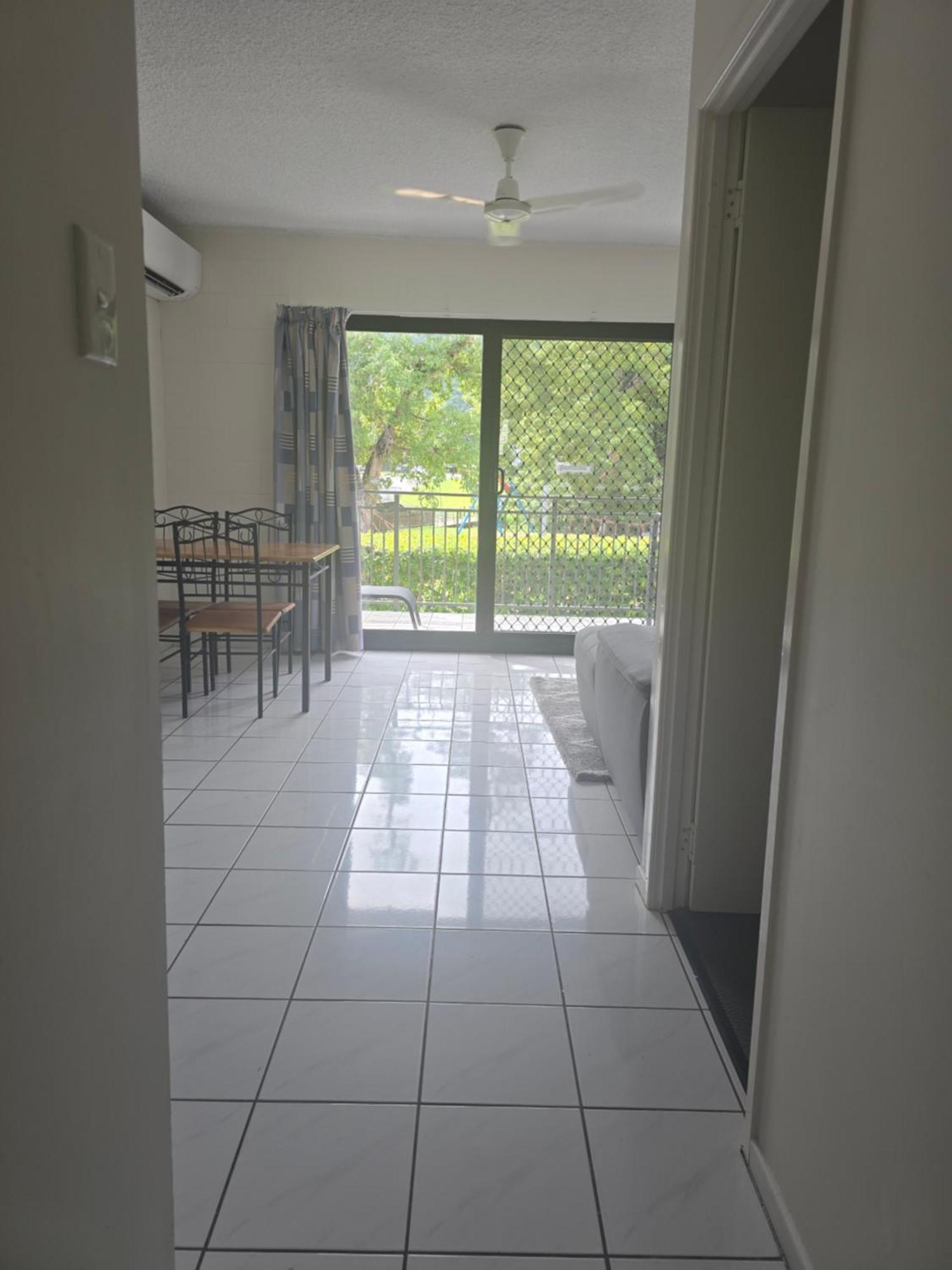 Whitsunday Waterfront Apartments Airlie Beach Zewnętrze zdjęcie